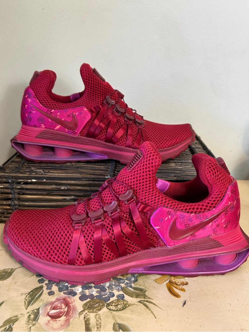 Nike SHOX Gravity Red Crush Floral Mesh Athletic Sneakers